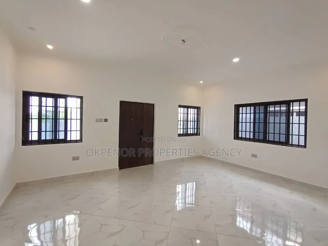 3bdrm House in Armayie, Accra Metropolitan for sale