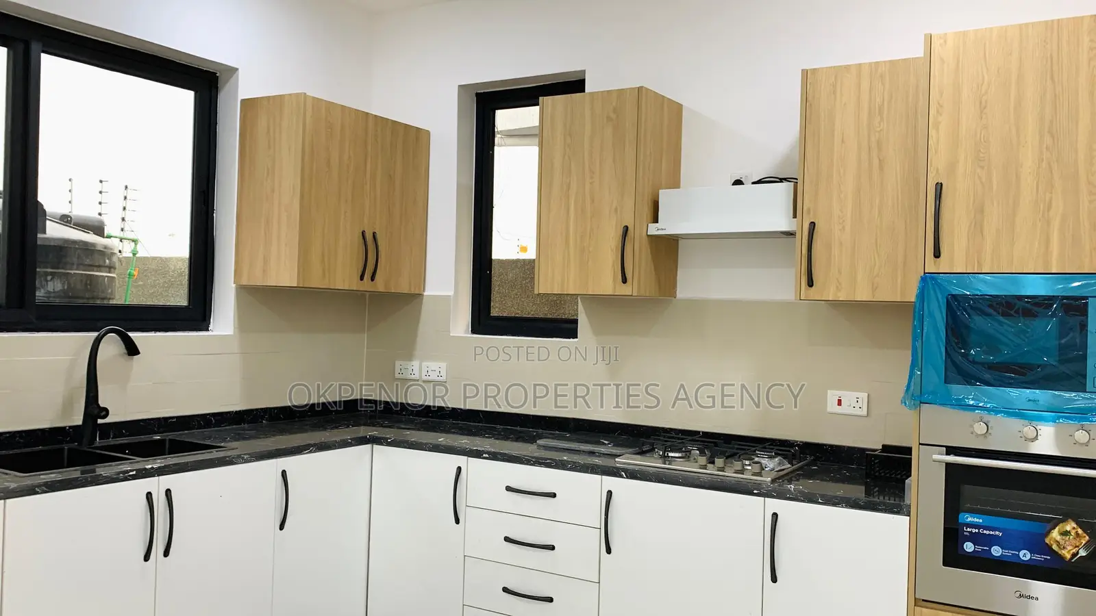 4bdrm House in Dawhenya, Tema Metropolitan for sale