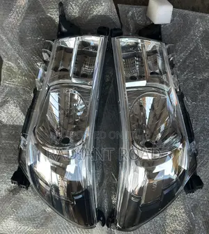 Toyota Hilux 2016 Headlight
