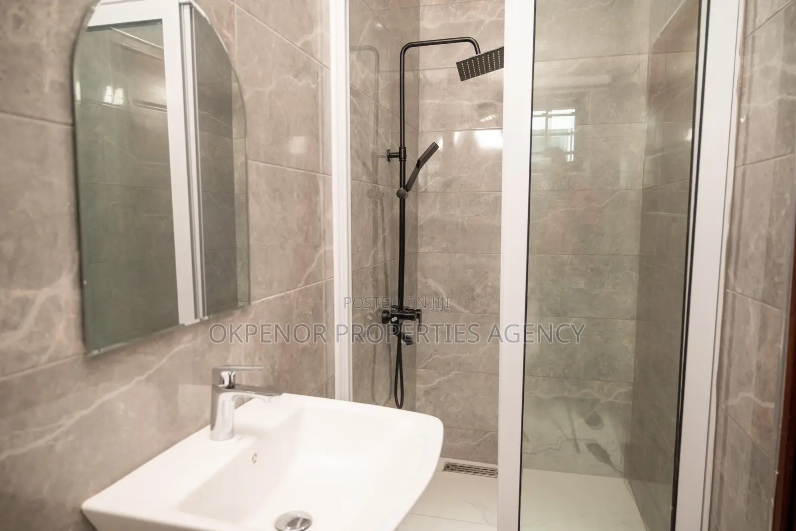 Furnished 4bdrm House in Ashley Botwe, Nmai-Dzorn for sale