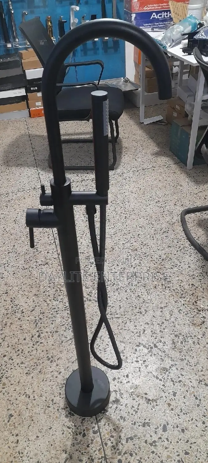 Standing Tap Hot N COLD