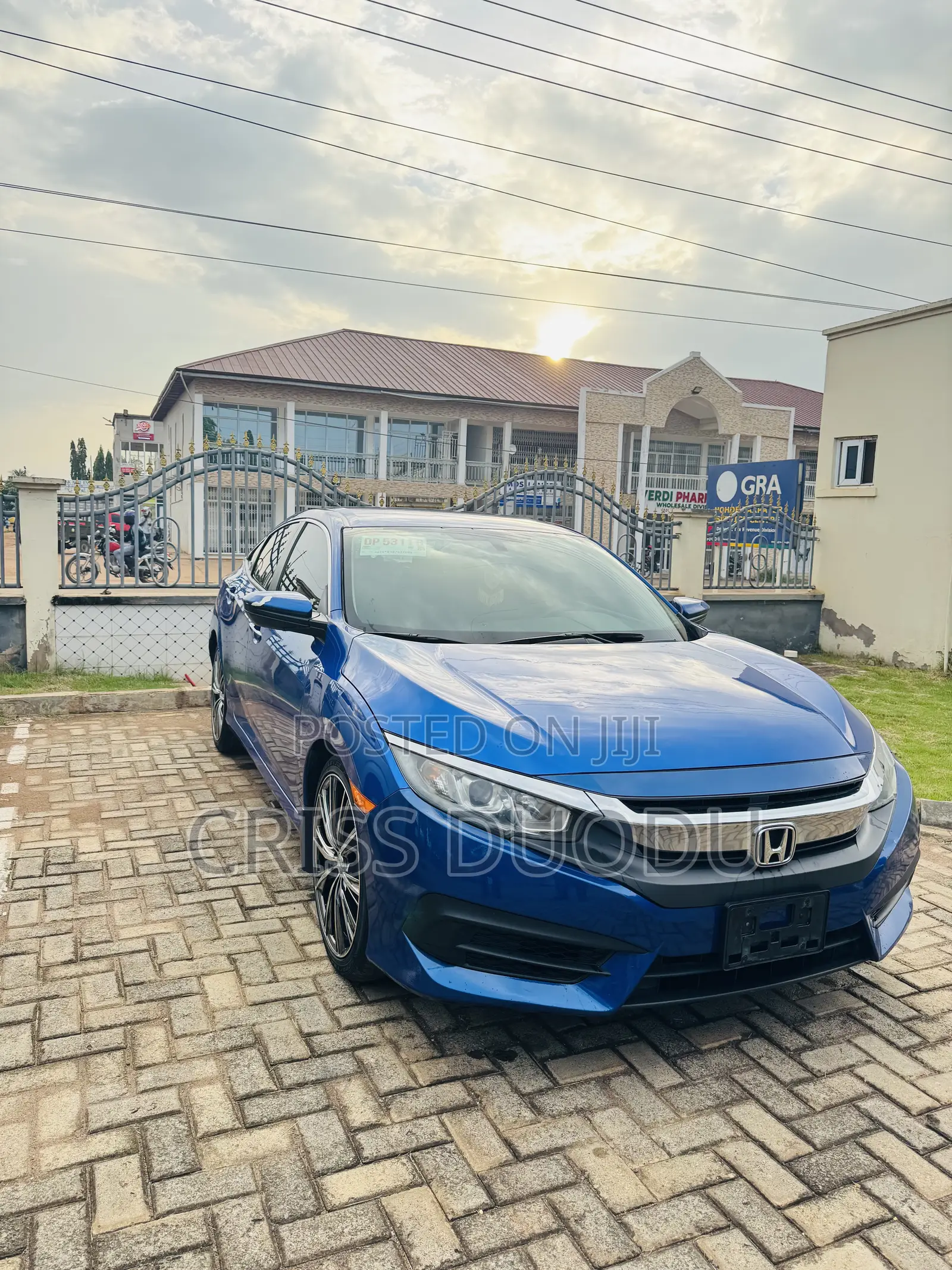 Honda Civic EX 4dr Sedan (2.0L 4cyl) 2017 Blue