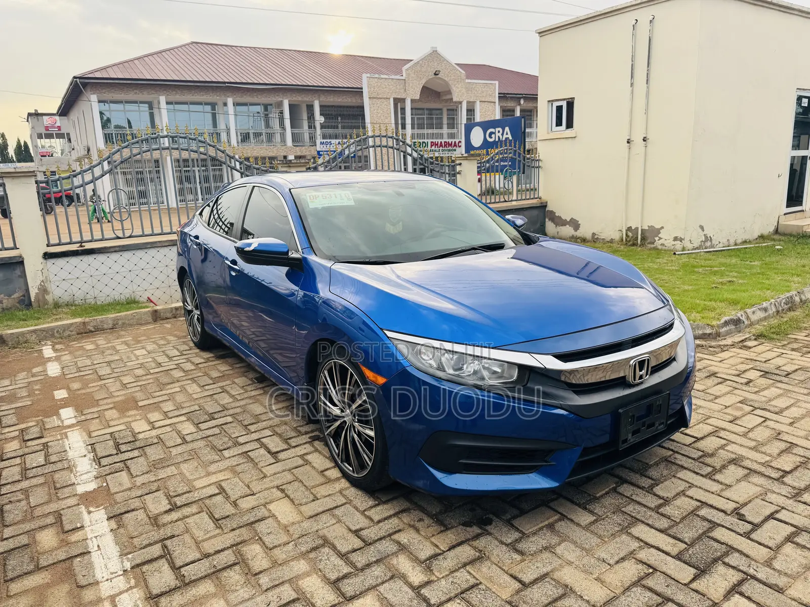 Honda Civic EX 4dr Sedan (2.0L 4cyl) 2017 Blue