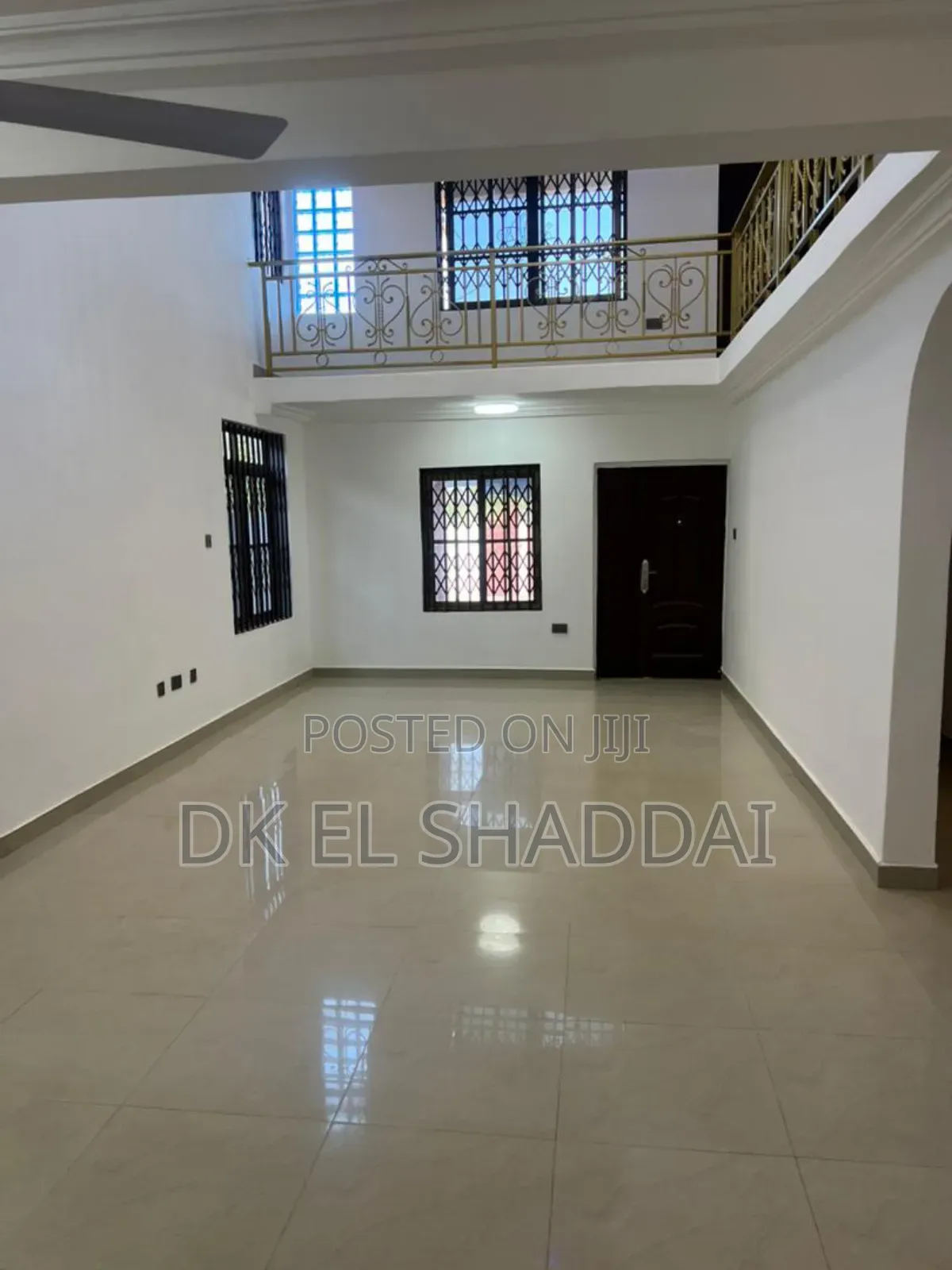 4bdrm House in Ashomang Estate for sale
