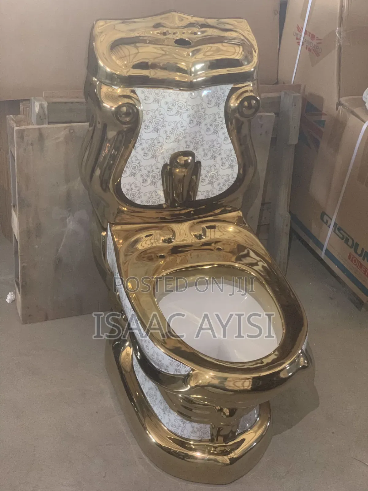Royal European Gold Toilet
