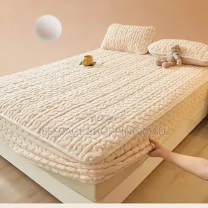 High Quality Fitted Comfortable Mattress Cover