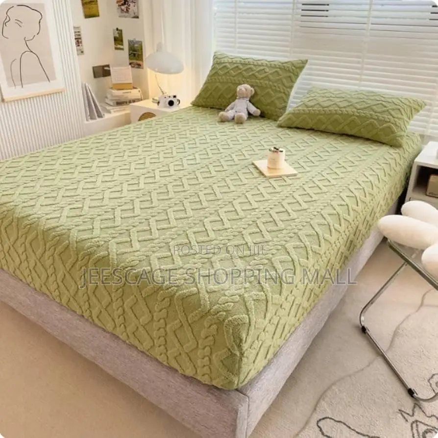 High Quality Fitted Comfortable Mattress Cover