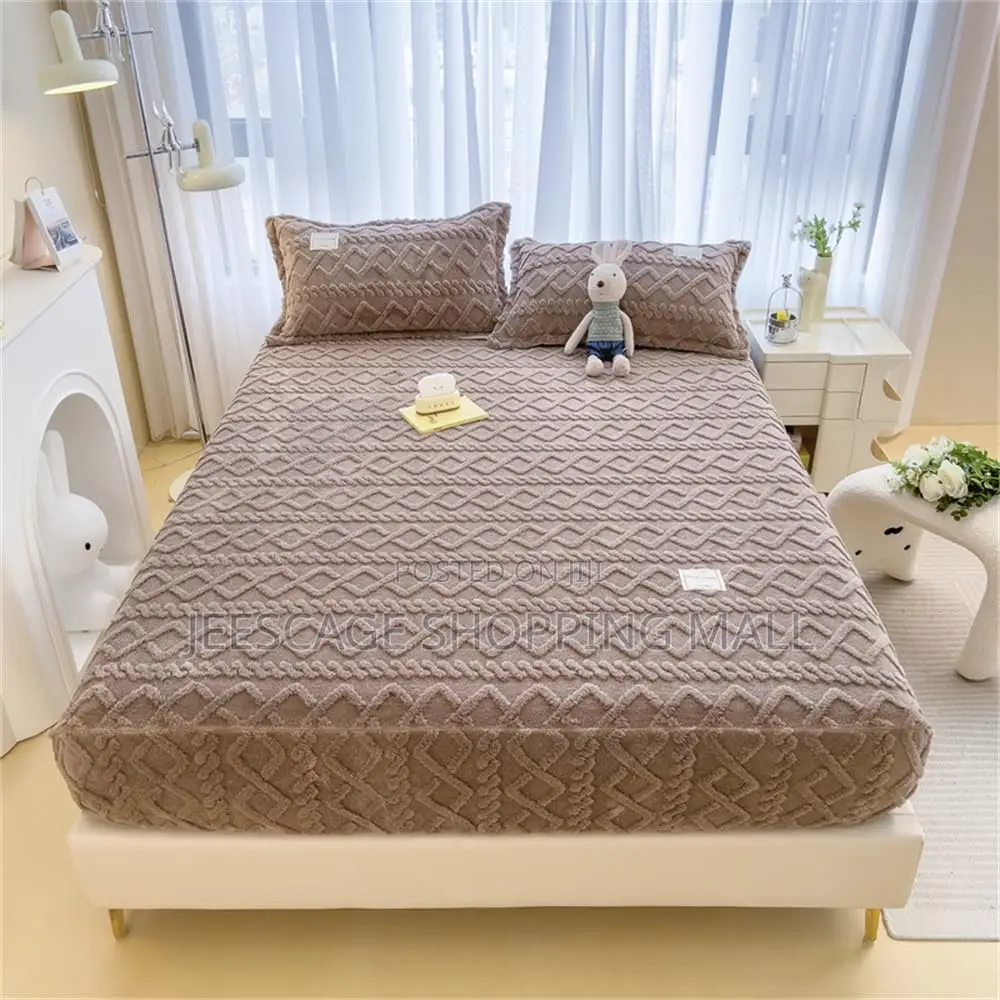 High Quality Fitted Comfortable Mattress Cover