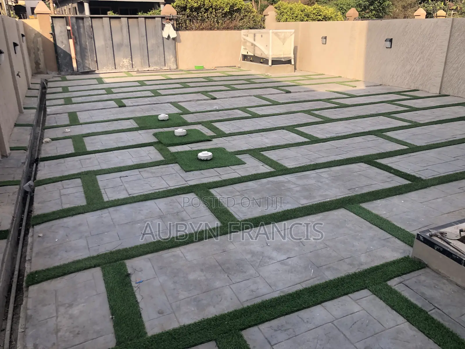 Expert in Concrete Stamping, Concrete Polishing, Masonry Block Lyer