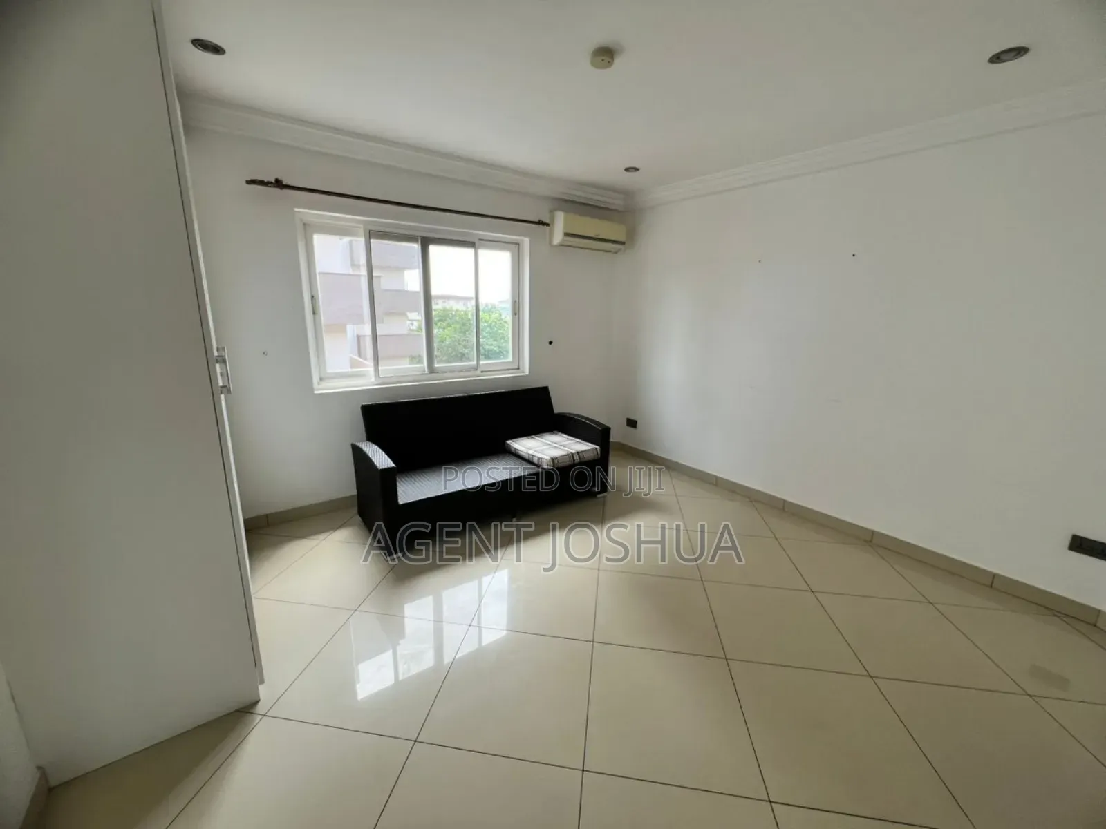 2bdrm Apartment in Shiashi East Legon for sale