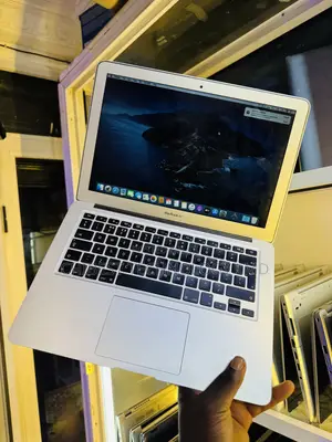 Laptop Apple MacBook Air 2014 8GB Intel Core i5 SSD 128GB