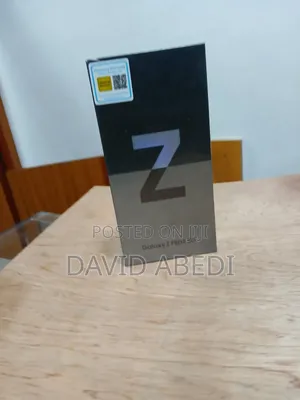 New Samsung Galaxy Z Flip 3 256 GB Purple