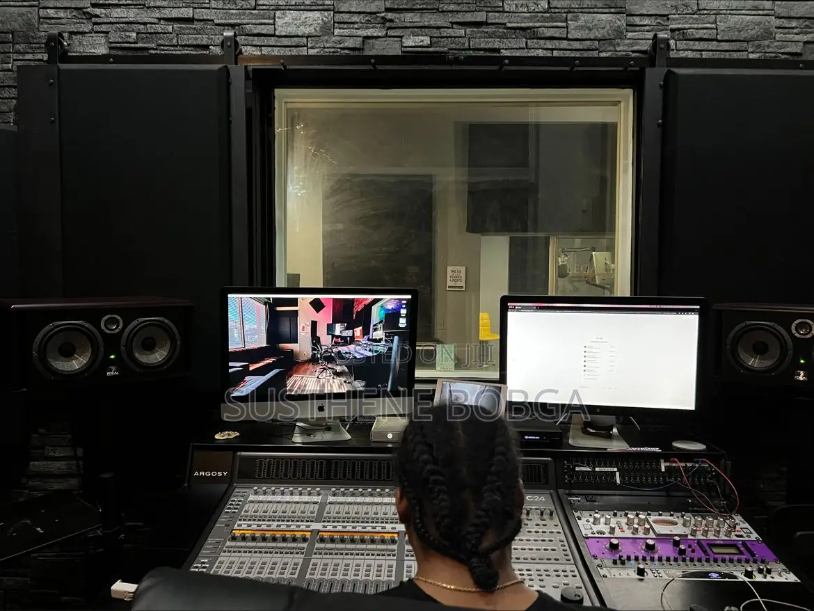 Friendly Music Recording Studio