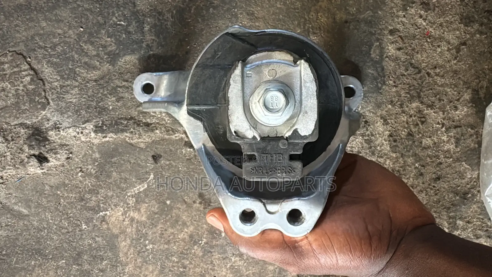 Honda CRV 2020 Top Engine Seat Right.
