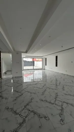 4bdrm Duplex in A&C Mall Area for sale