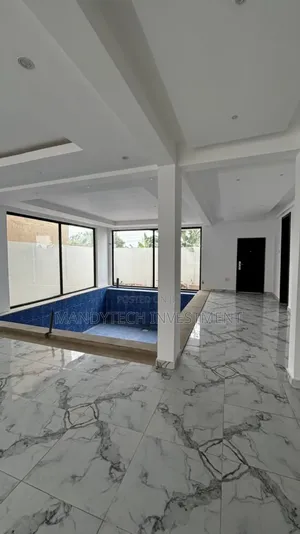 4bdrm Duplex in A&C Mall Area for sale