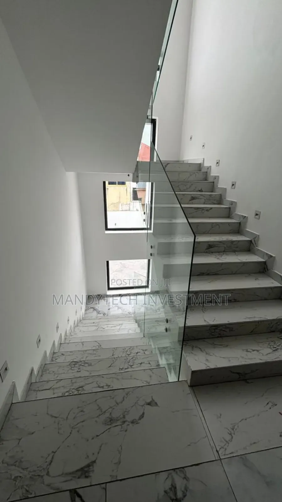 4bdrm Duplex in A&C Mall Area for sale