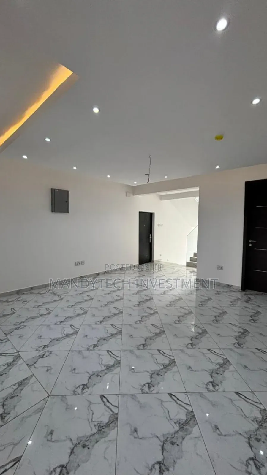 4bdrm Duplex in A&C Mall Area for sale