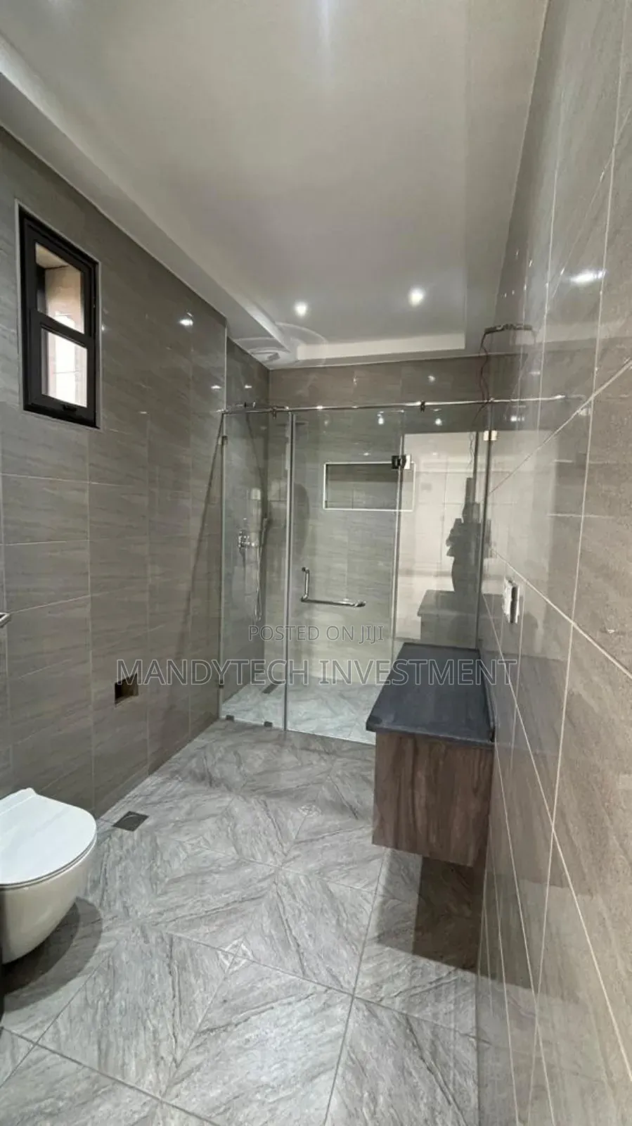 4bdrm Duplex in A&C Mall Area for sale