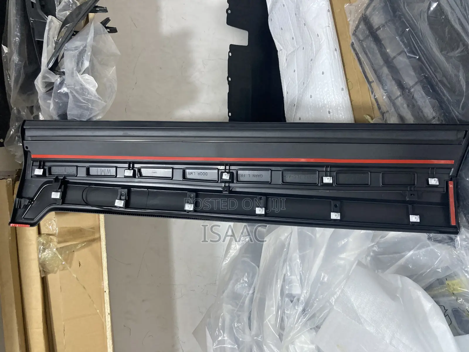 CRV 2017-2020 Door Moulding