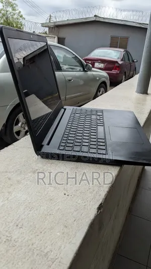 Laptop Dell Latitude 5330 4GB Intel Core i3 SSD 350GB