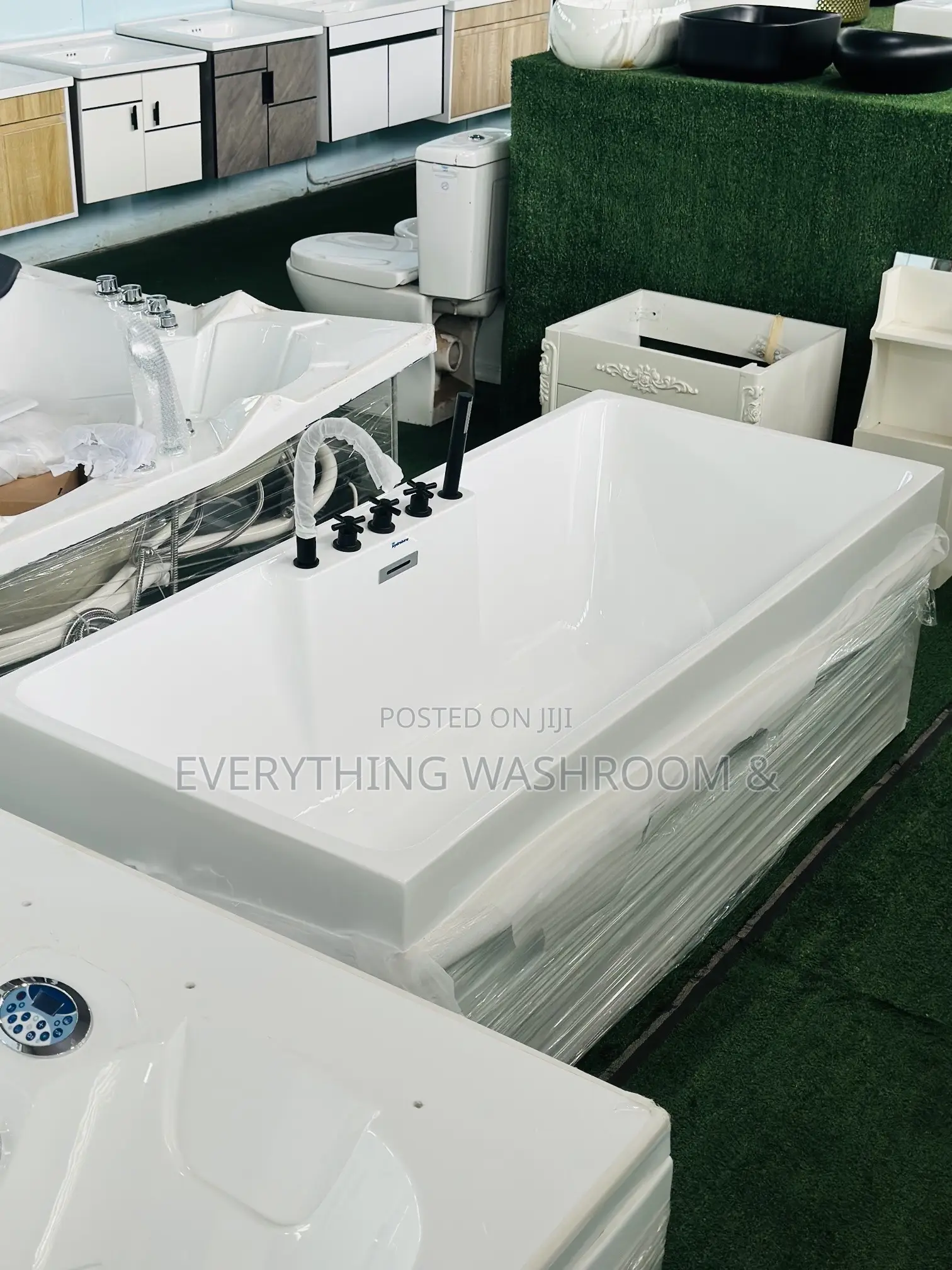Luxury Indoor Jacuzzi Hot Tub 170cm Spa Bath