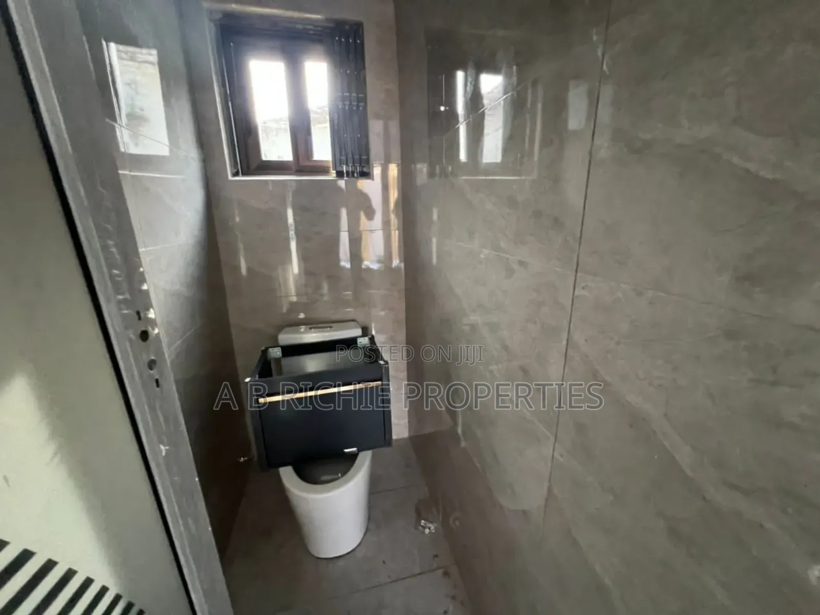 1bdrm House in Ab Richie Properties, East Legon for rent