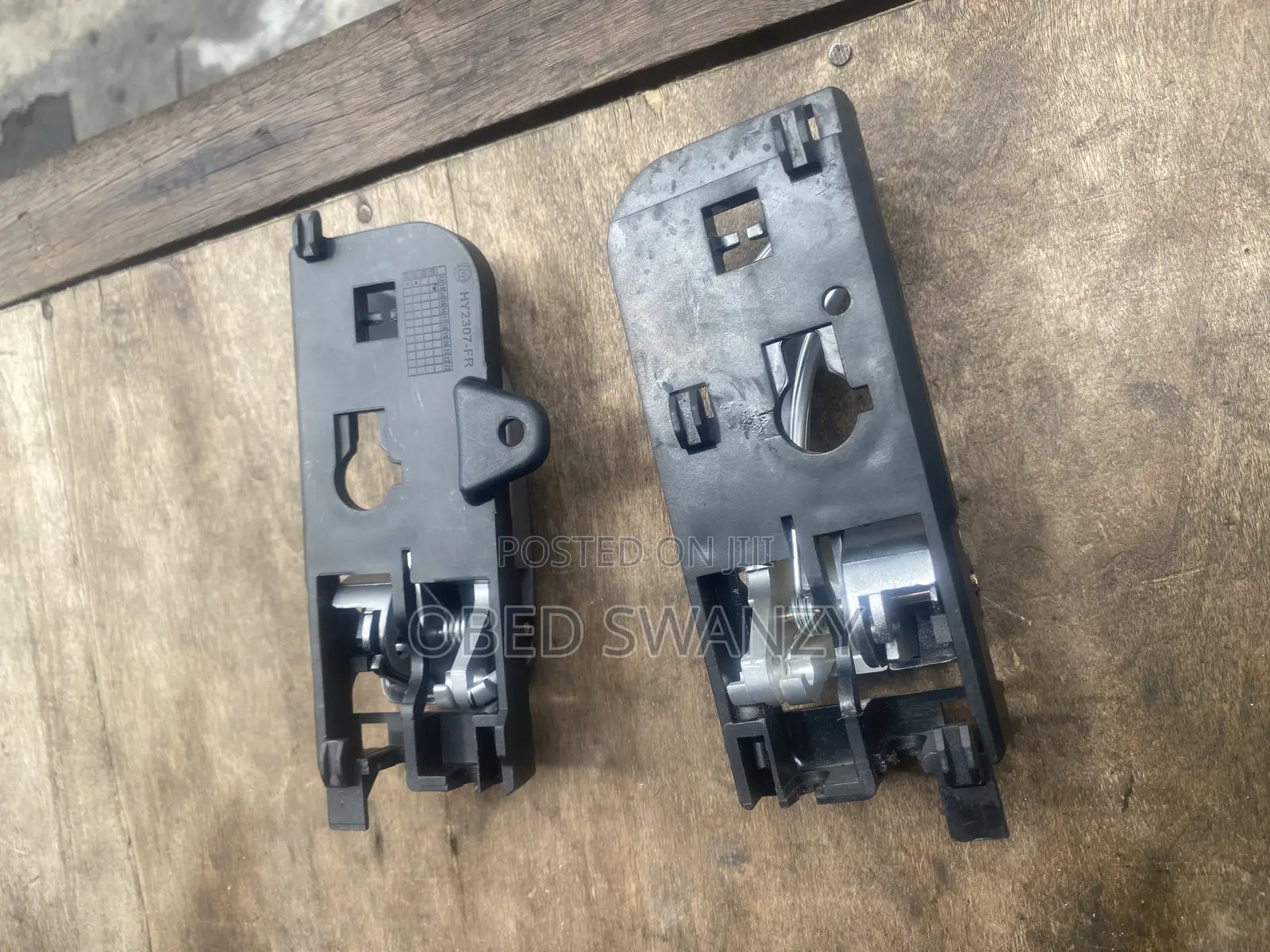 Hydundi Sante Fe Door Inside Handles Pair