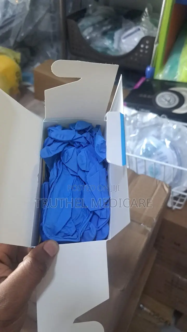 Nitrile Gloves(Non-powdered)