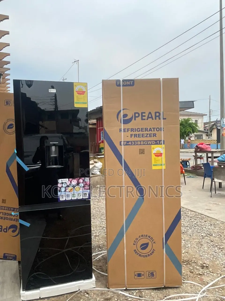 Pearl 309l Stylish Black Glass Door Refrigerator