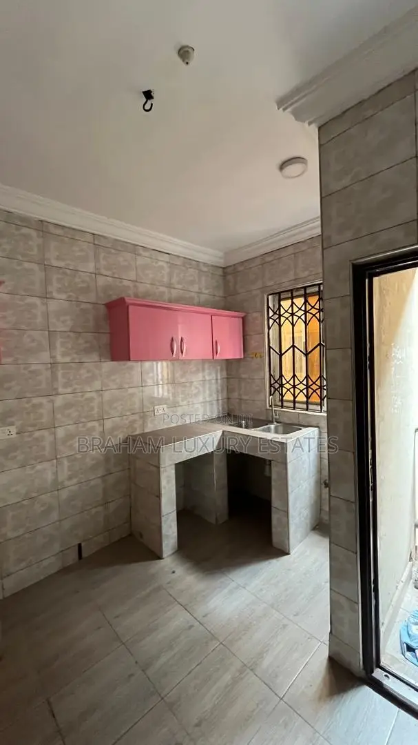 2bdrm Apartment in Braham Luxury Estate, Sakumono for rent