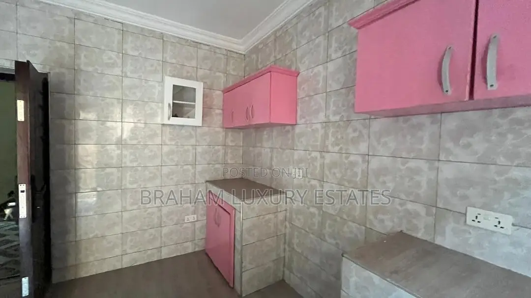 2bdrm Apartment in Braham Luxury Estate, Sakumono for rent