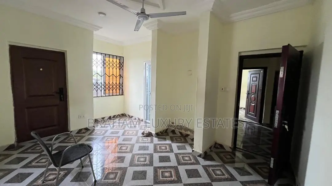 2bdrm Apartment in Braham Luxury Estate, Sakumono for rent