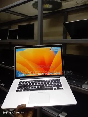 Laptop Apple MacBook Pro 2012 8GB Intel Core i7 SSD 256GB