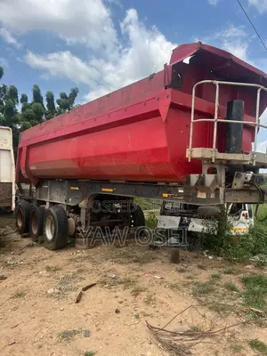 Semi Trialer