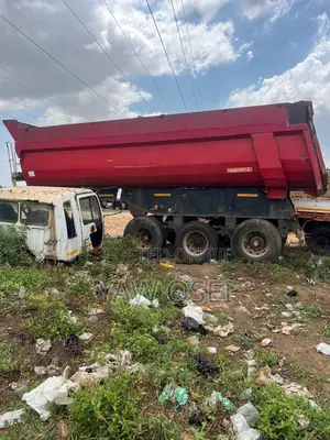 Semi Trialer