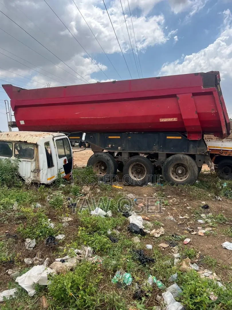 Semi Trialer