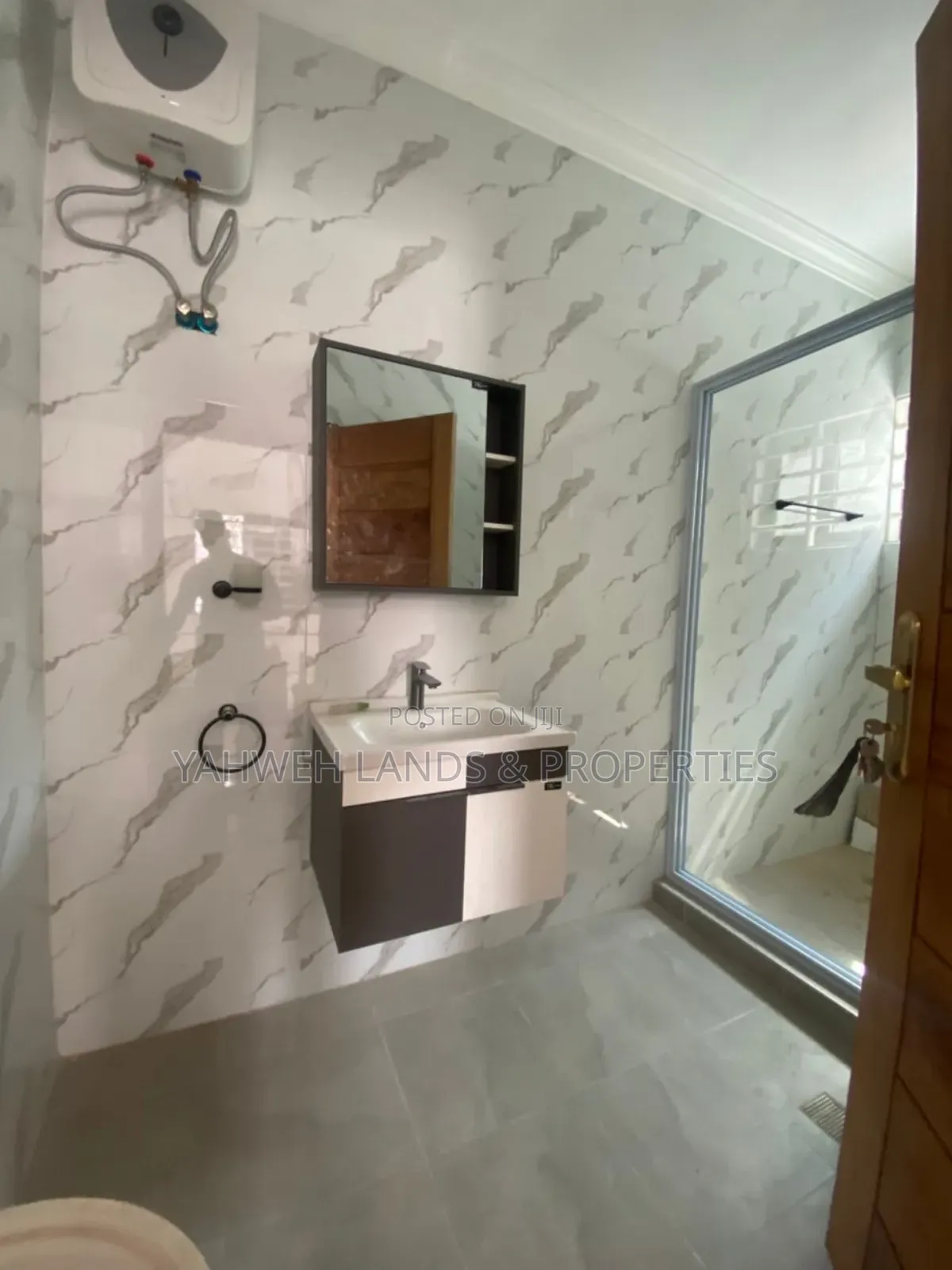 3bdrm House in Spintex for sale