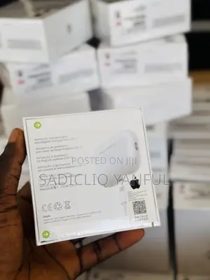Airpods Pro 2nd Generation C + Free Silicon Case