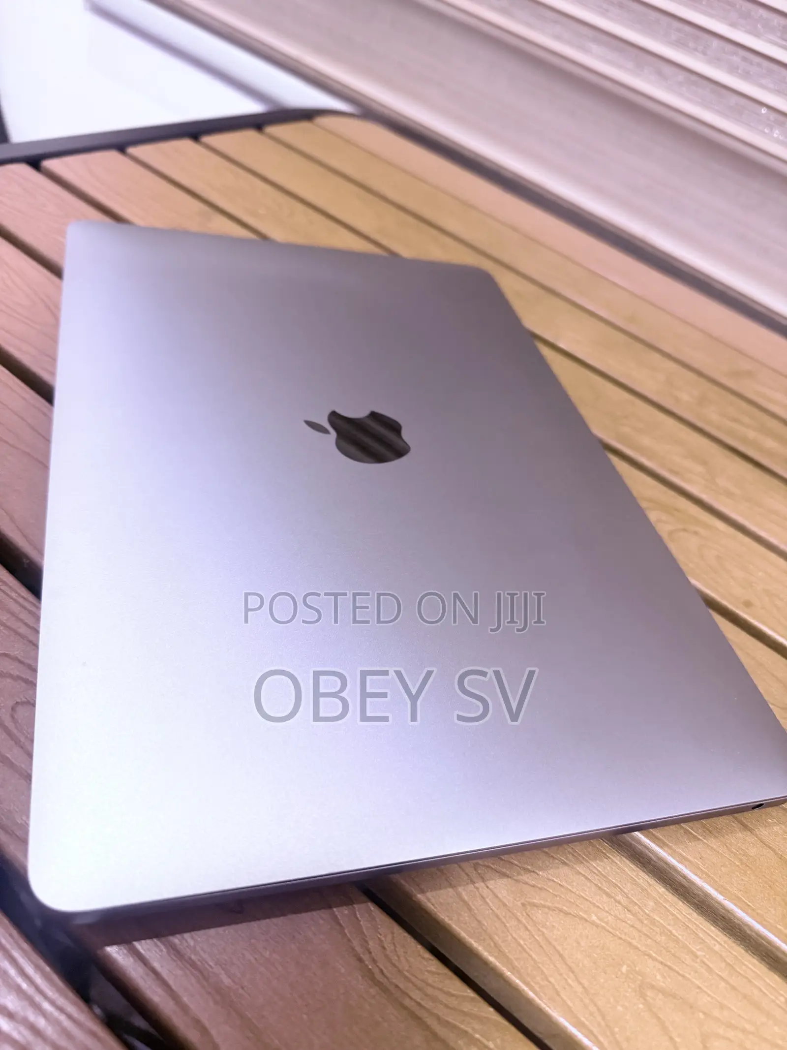 Laptop Apple MacBook Pro 2020 16GB Intel Core I5 SSD 256GB