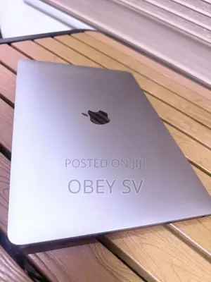 Laptop Apple MacBook Pro 2020 16GB Intel Core I5 SSD 256GB