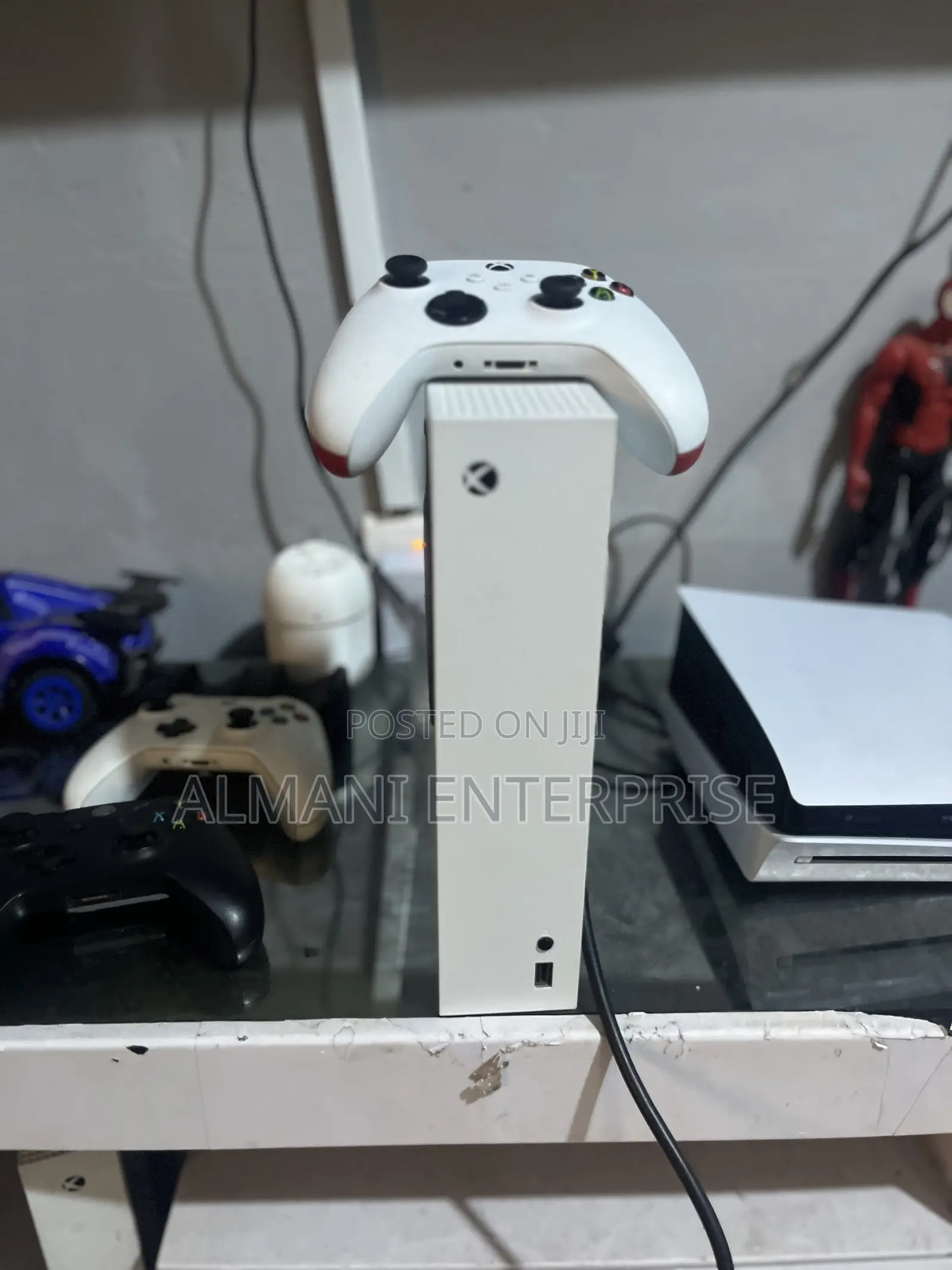 Xbox Series S With 4 Games With 1 Controllers in Weija - Video Game ...