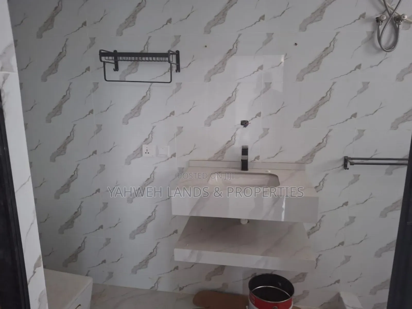 3bdrm House in East Legon for sale
