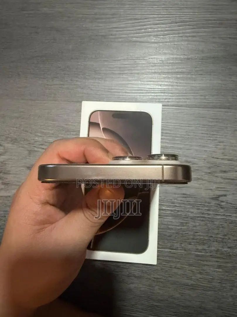 Apple iPhone 16 Pro Max 256 GB Gold
