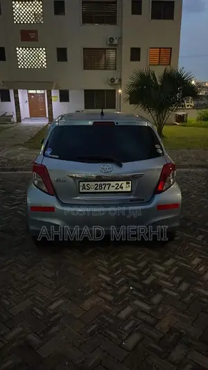 Toyota Vitz 2013 Blue