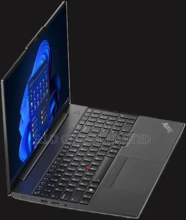 New Laptop Lenovo ThinkPad E16 G1 8GB Intel Core i5 SSD 512GB