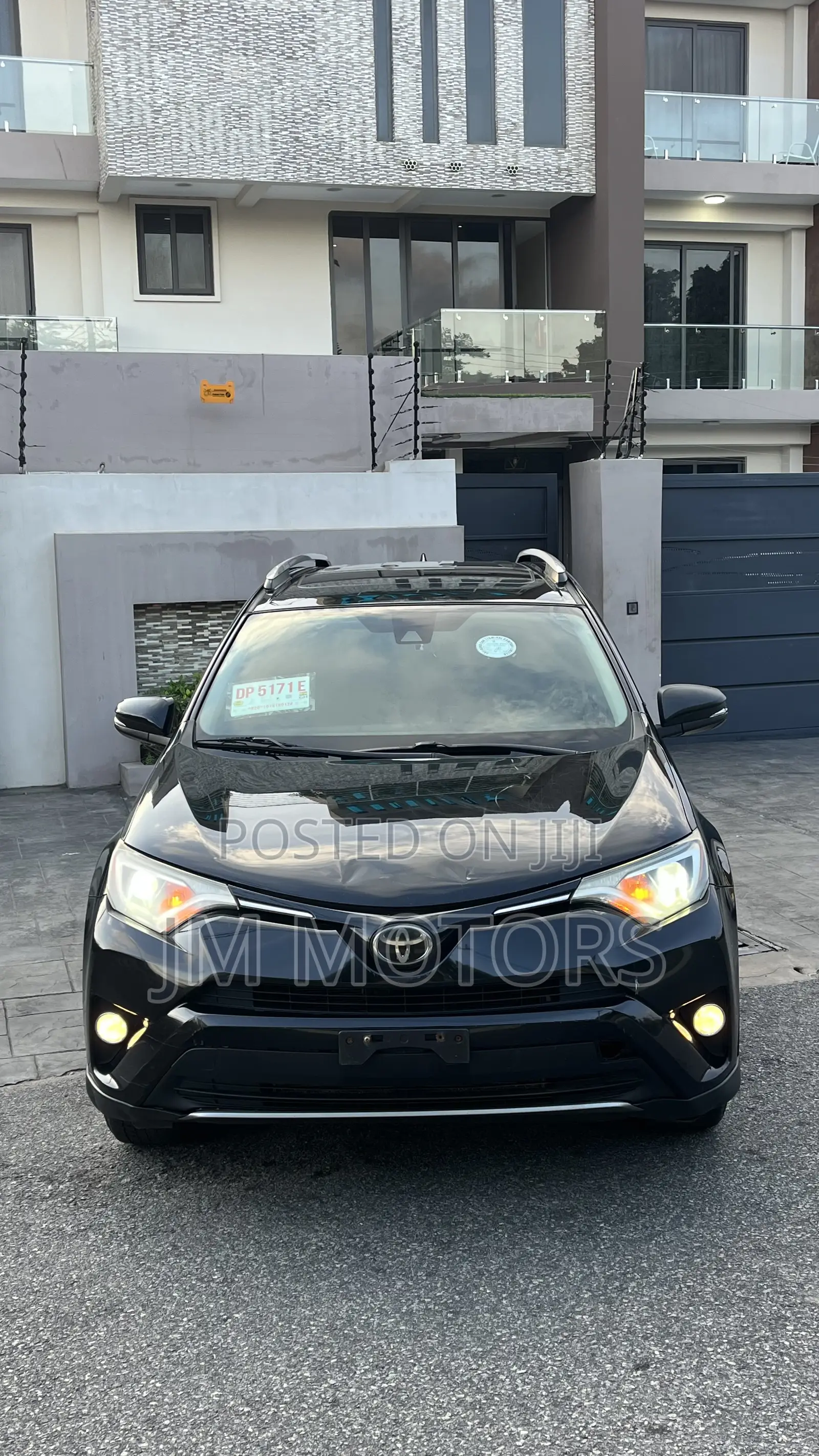 Toyota RAV4 XLE AWD (2.5L 4cyl 6A) 2017 Black