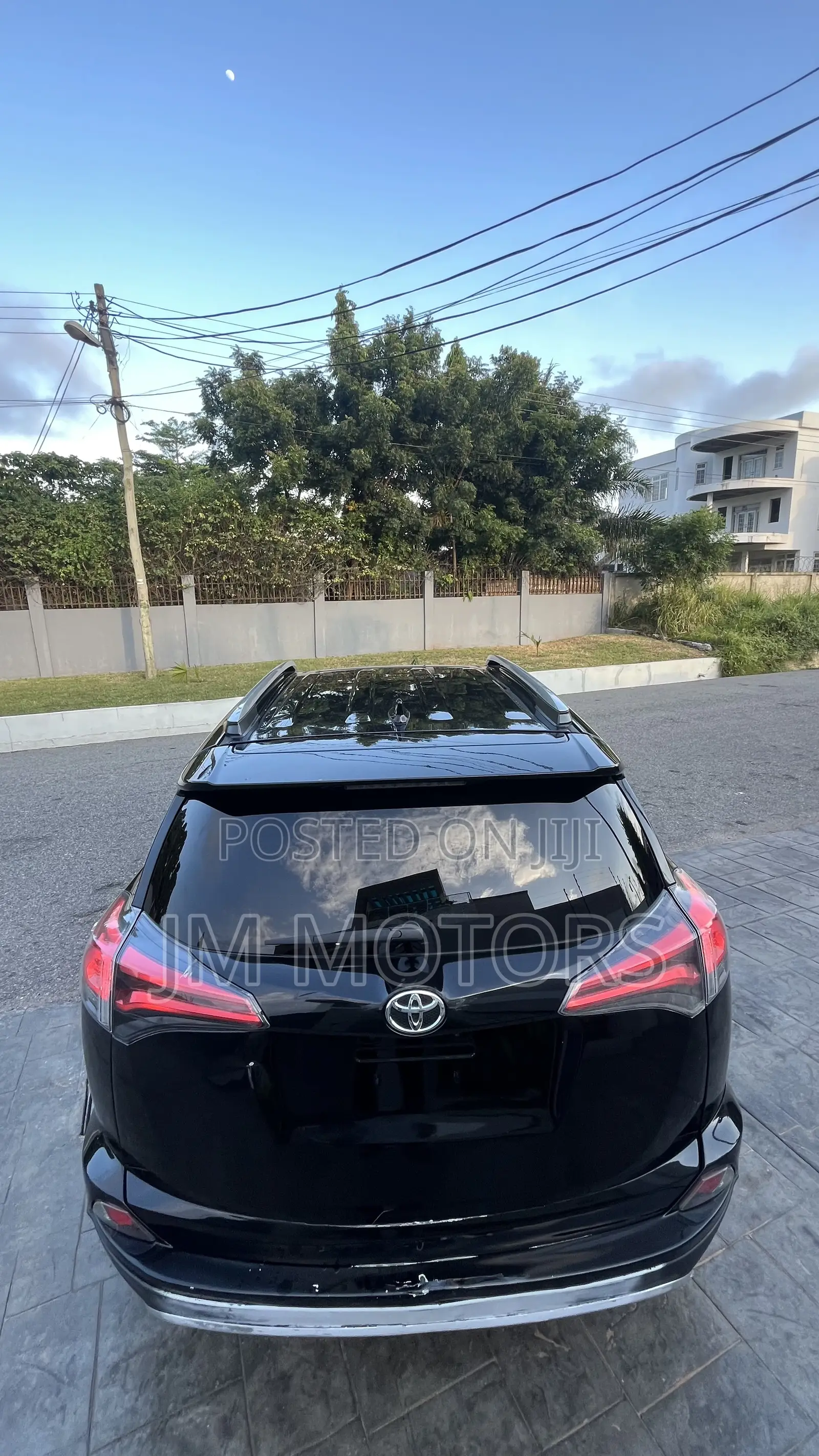 Toyota RAV4 XLE AWD (2.5L 4cyl 6A) 2017 Black