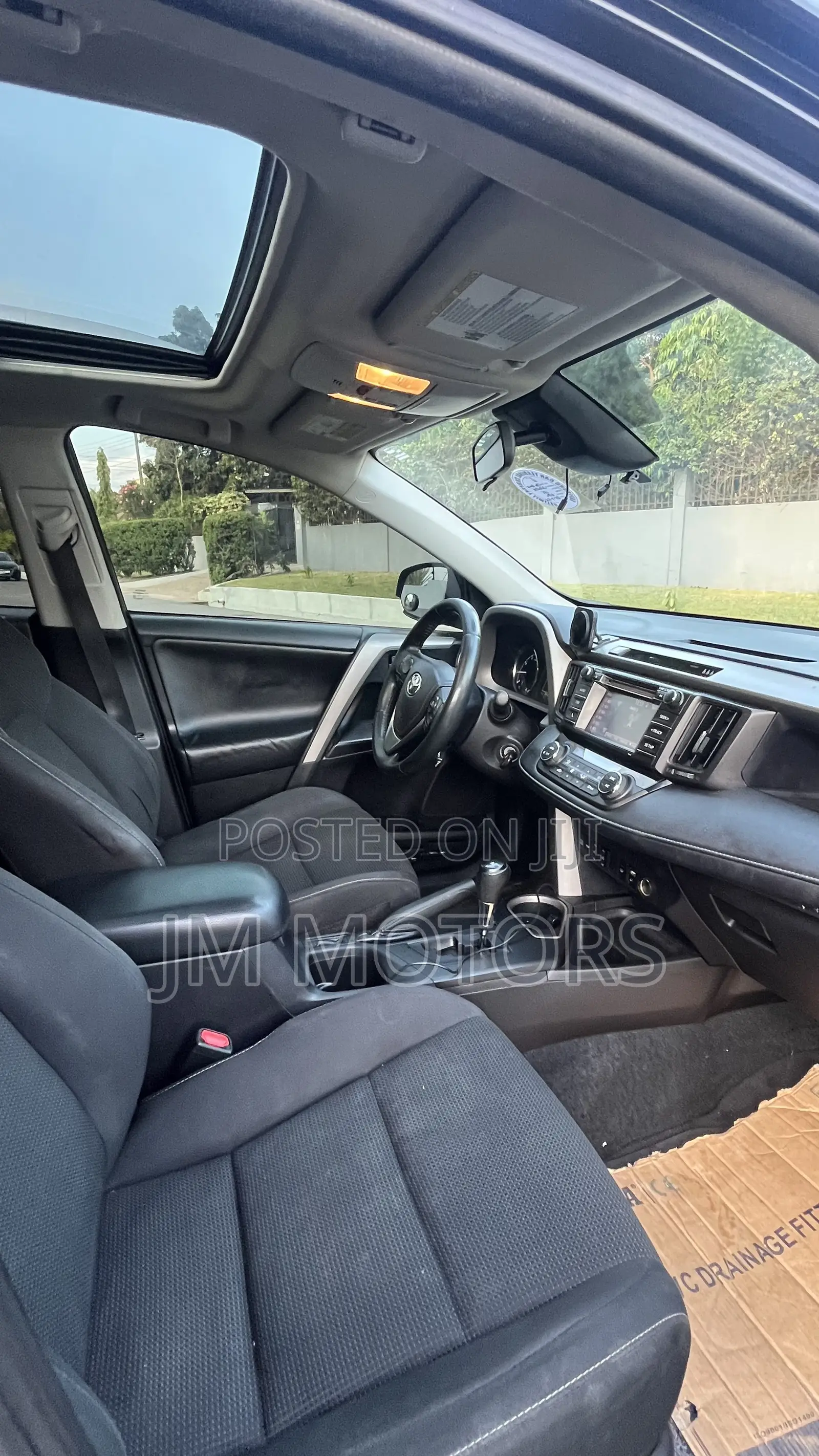 Toyota RAV4 XLE AWD (2.5L 4cyl 6A) 2017 Black