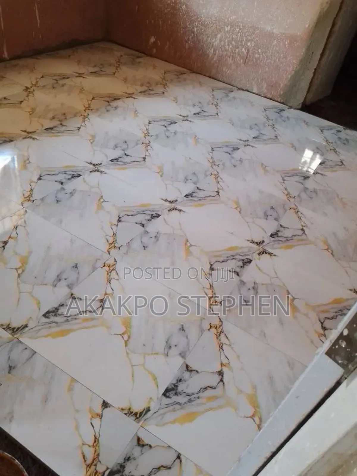 Master Hands in Tiling